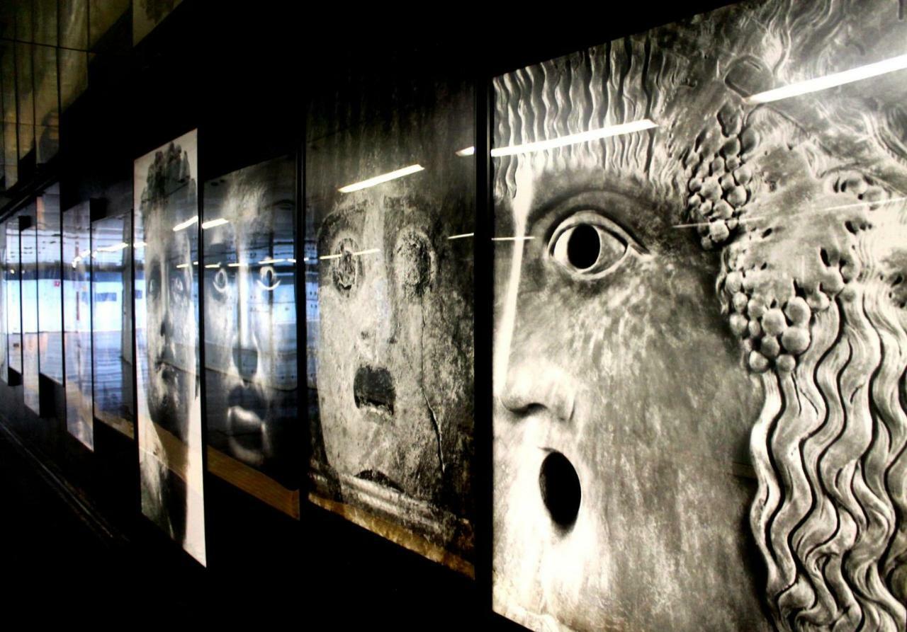 Metro Art Suite Napoli מראה חיצוני תמונה